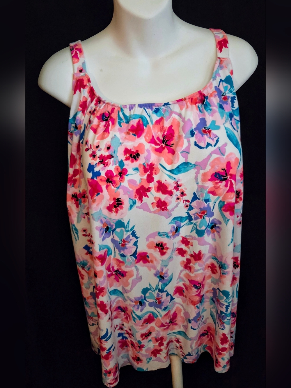 Paradise Bay Size 24W Floral Tankini Top in Pink & Blue